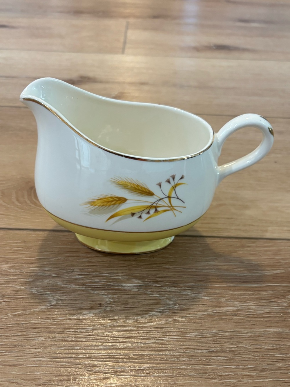 Vintage Century Service Autumn Gold Wheat Gravy Boat Gold Trim